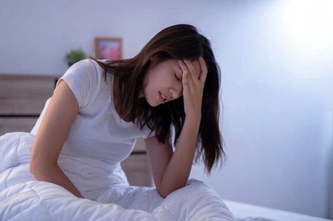دلیل اینکه بی خوابی و افسردگی و اضطراب با هم می آیند